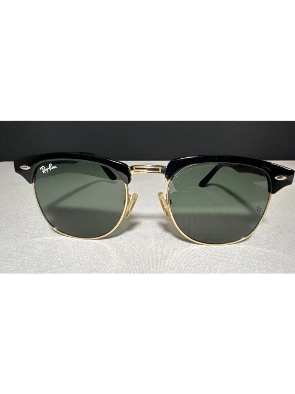 Ray-Ban Clubmaster Sunglasses Black Frame Gold Trim Green Lenses with Brown Case - Picture 4 of 16